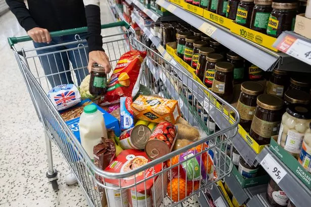 家庭受到警告,要做好准备应对每周食品店成本的又一次大幅上涨
