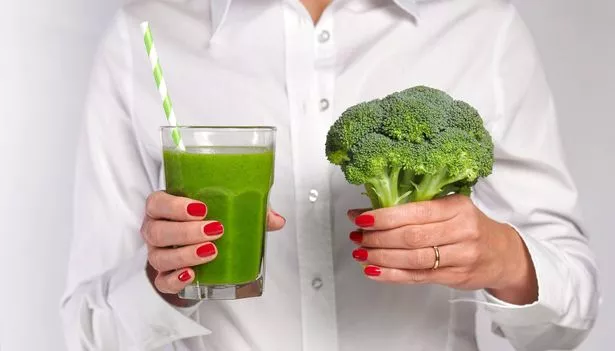 科学家警告说,果汁清洁饮食并不像你想象的那么健康