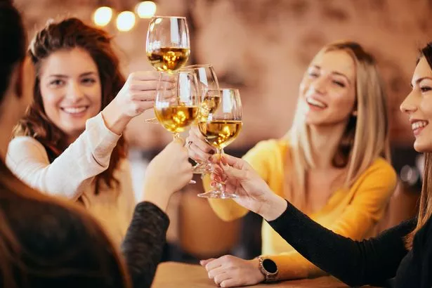 “这些都是我酗酒的迹象，也是让我停止酗酒的原因。”
